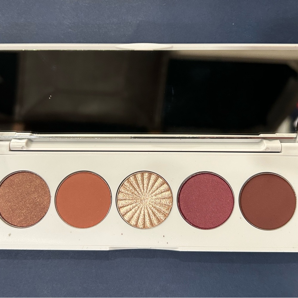 OFRA Eyeshadow Palette with Bronze, Copper, and Gold